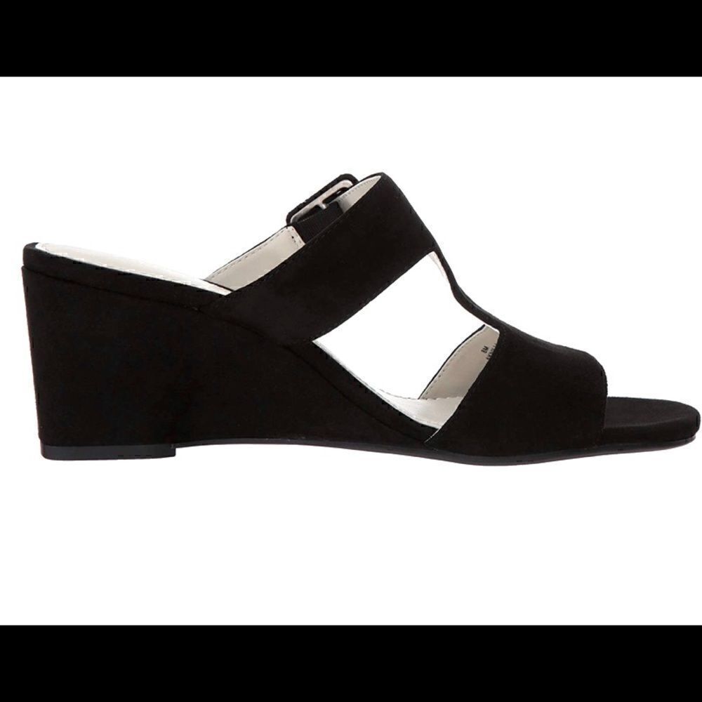Anne Klein Nilli, Dress  Wedge Sandal Black 5 M
